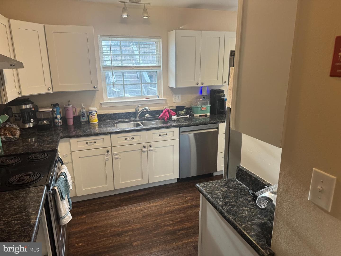 46528 Majestic Court photo 3