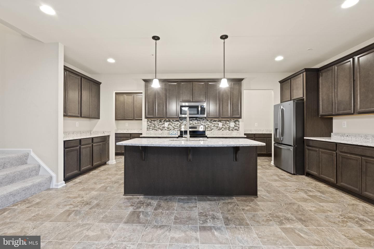 23348 Lindsay Drive photo 4