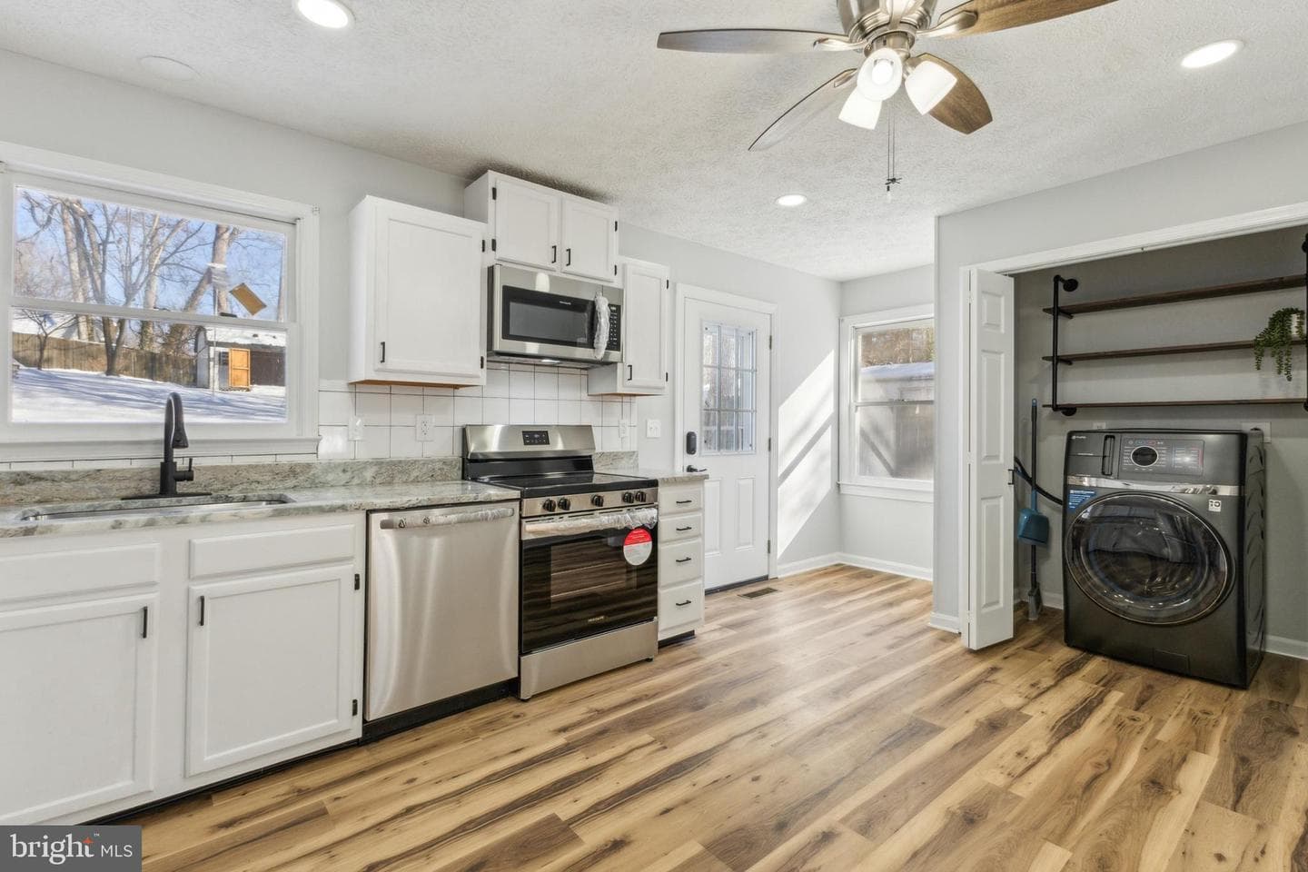 26908 Bartlett Street photo 7