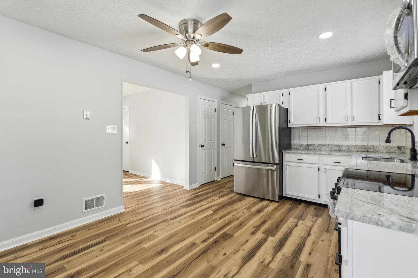 26908 Bartlett Street photo 8