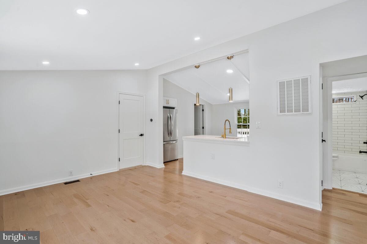 21508 Forest Run Drive photo 5