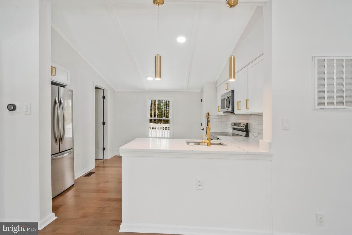 21508 Forest Run Drive photo 7