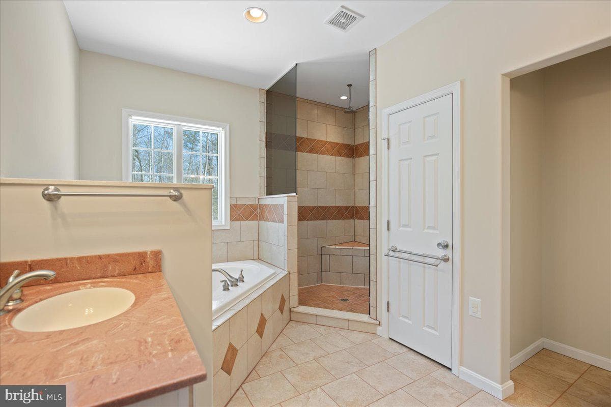 27320 Harpers Court photo 41