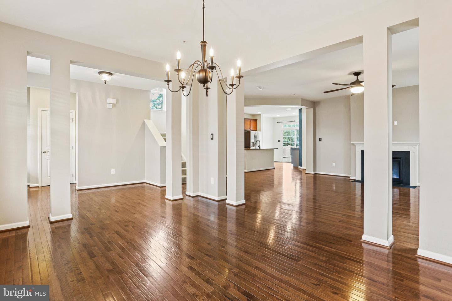 22962 Woodland Park Road photo 8