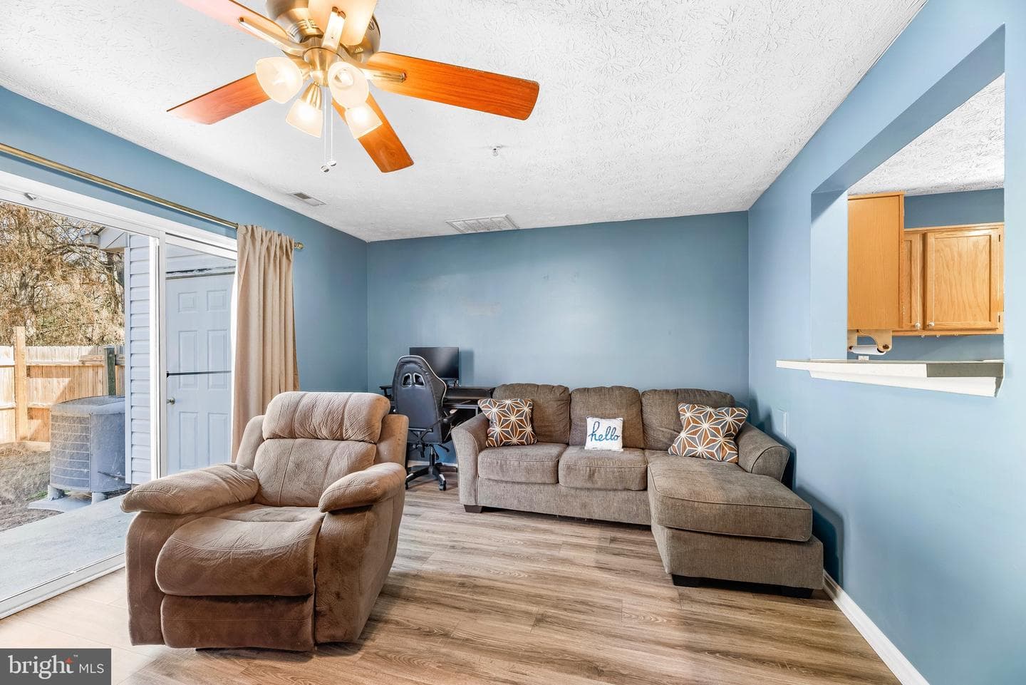 48213 Picketts Harbor Court photo 15