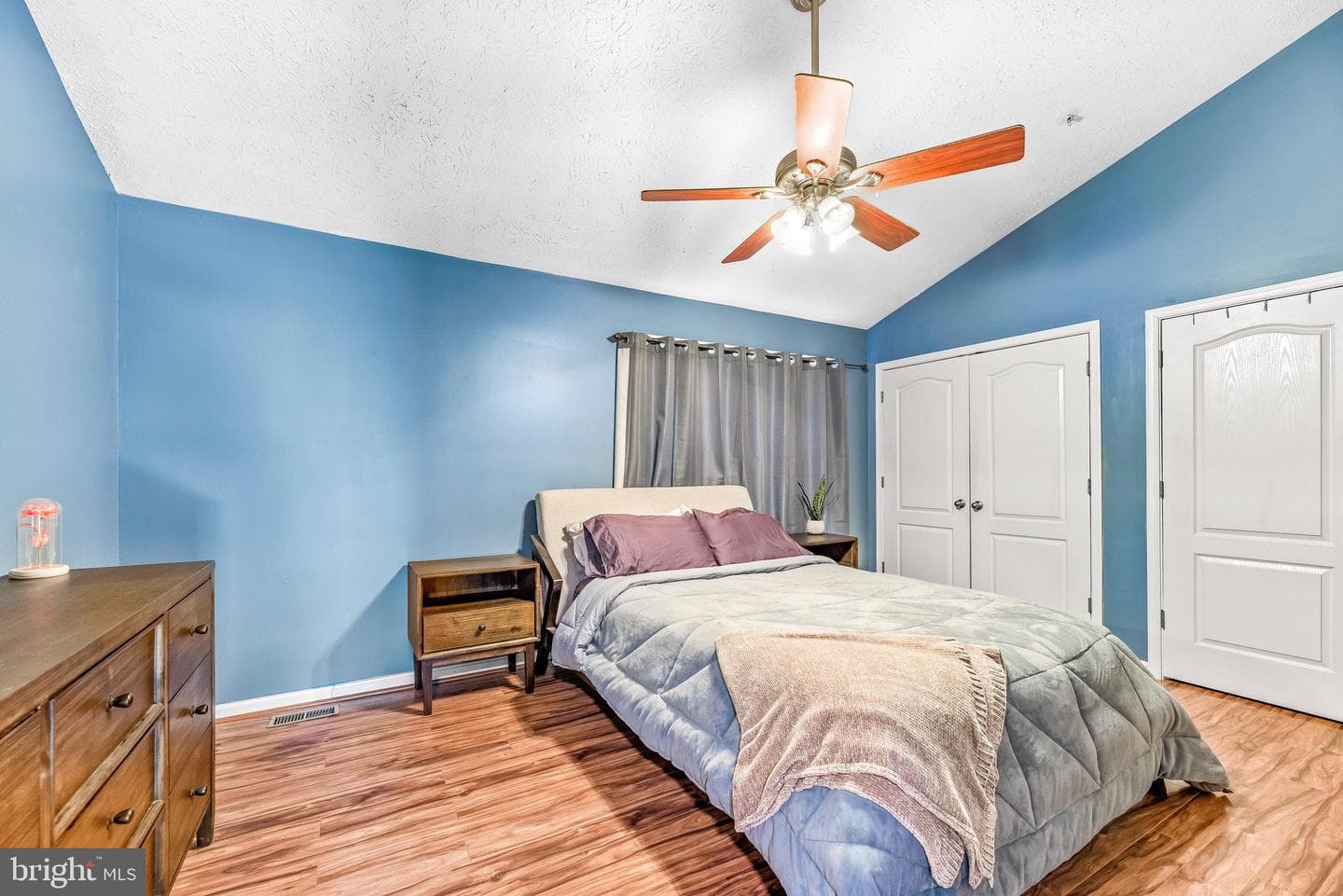 48213 Picketts Harbor Court photo 21