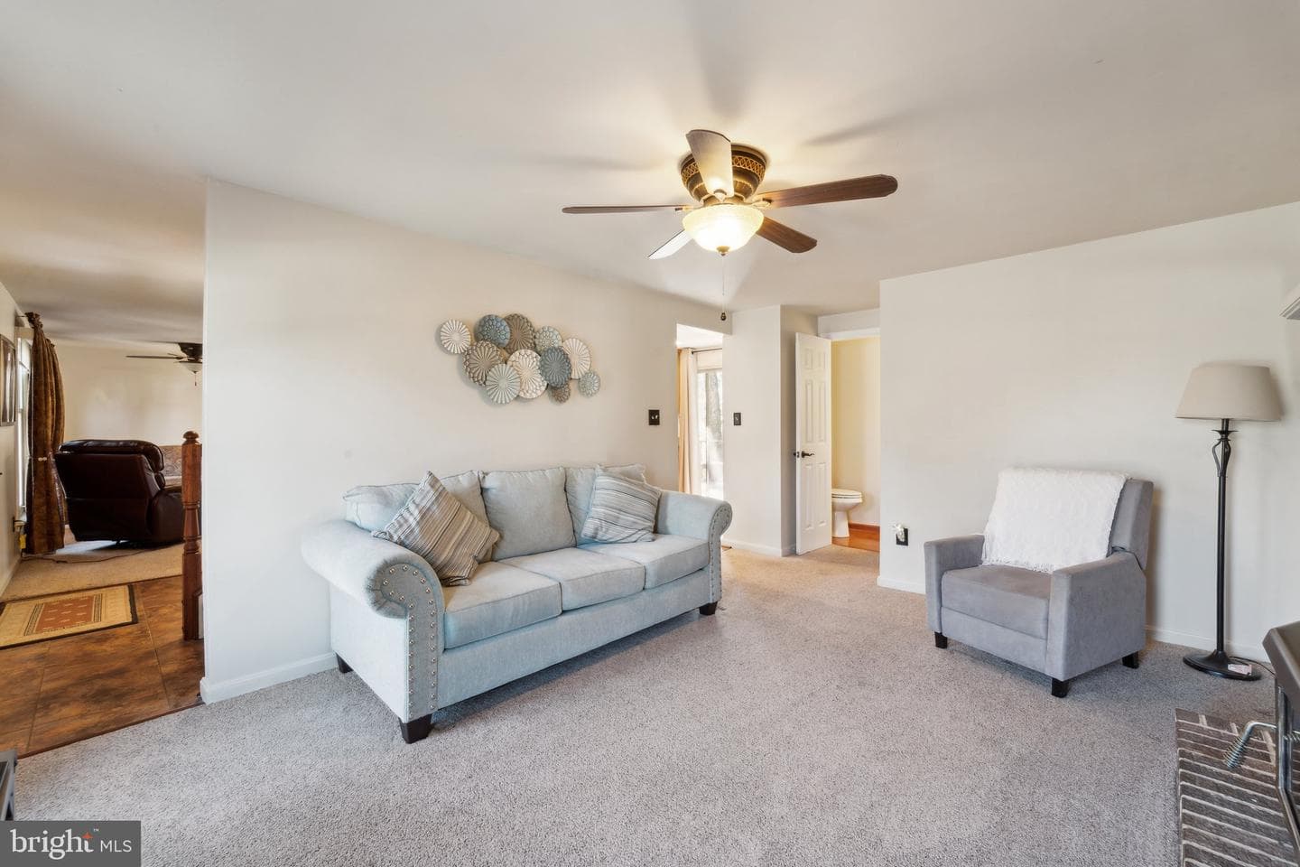 39375 Thomas Drive photo 4