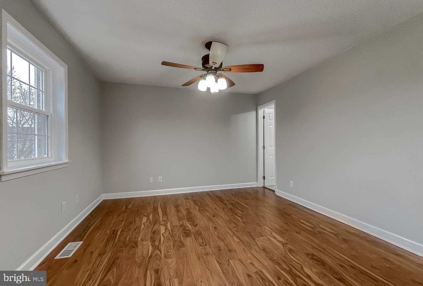 45750 Military Lane photo 28