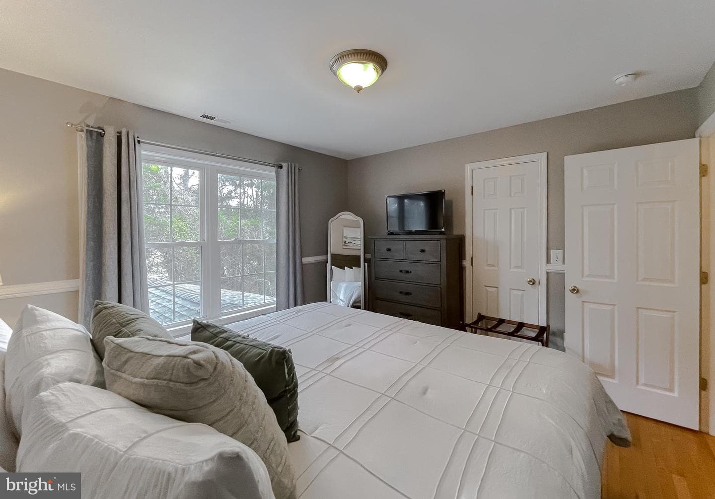 21620 Coves End Court photo 45