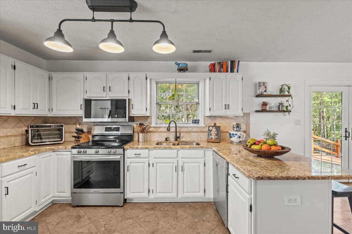 23141 Grey Squirrel Lane photo 12