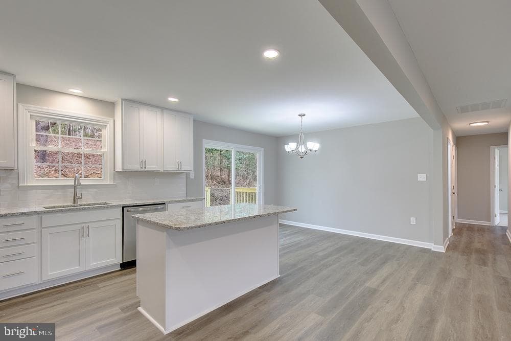 37719 Asher Road photo 4