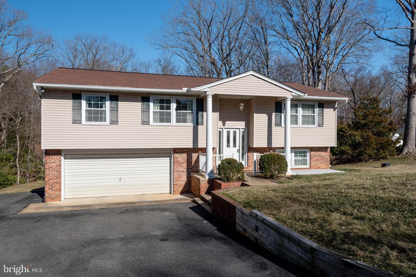 22362 Armstrong Drive photo 1