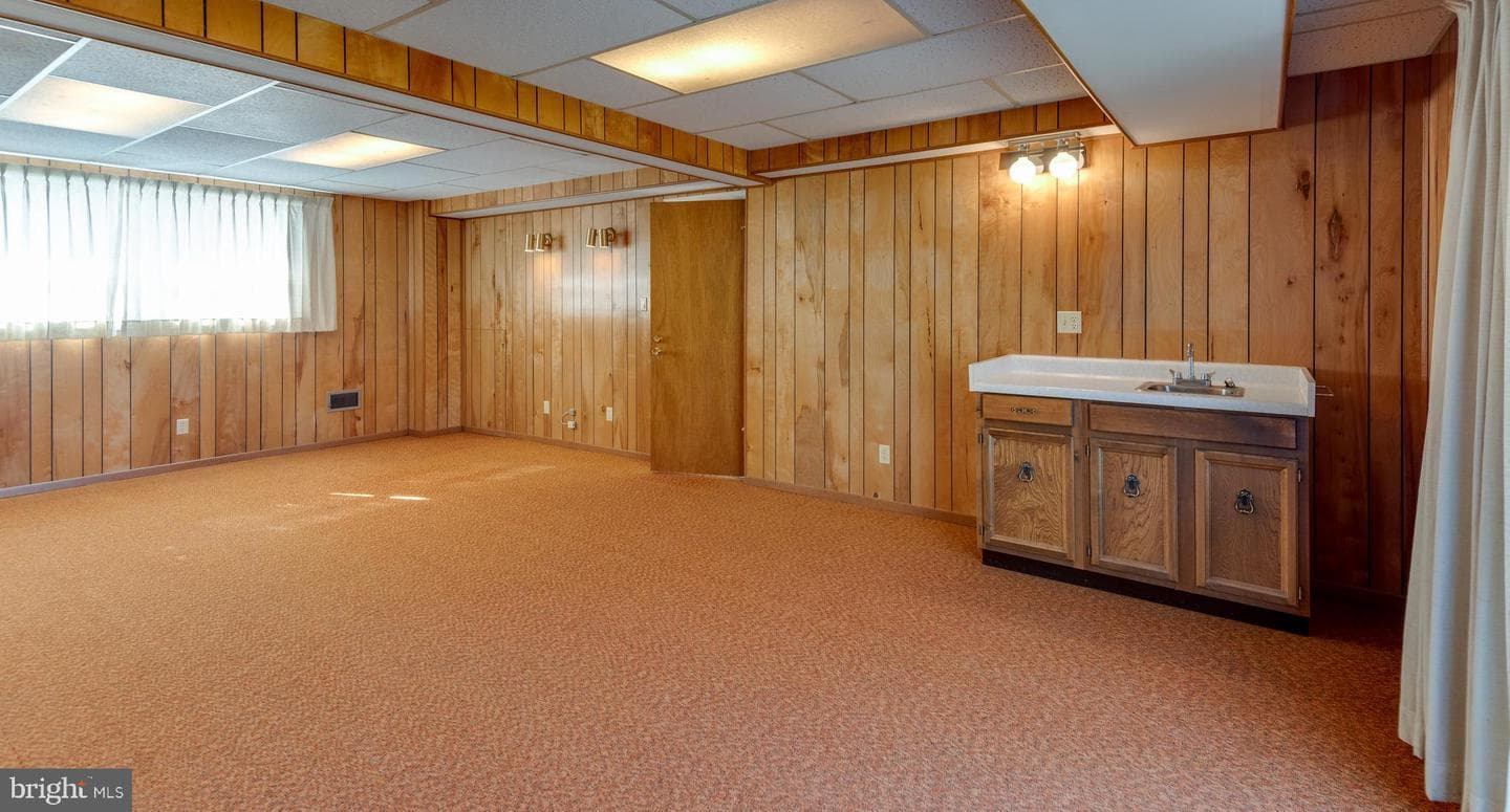 22362 Armstrong Drive photo 23