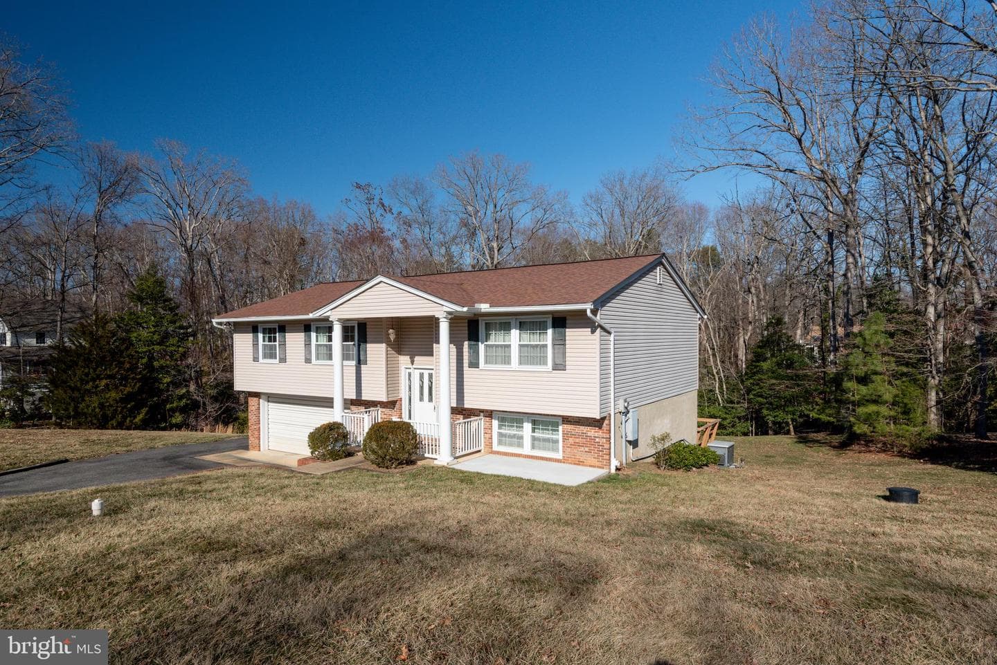 22362 Armstrong Drive photo 3