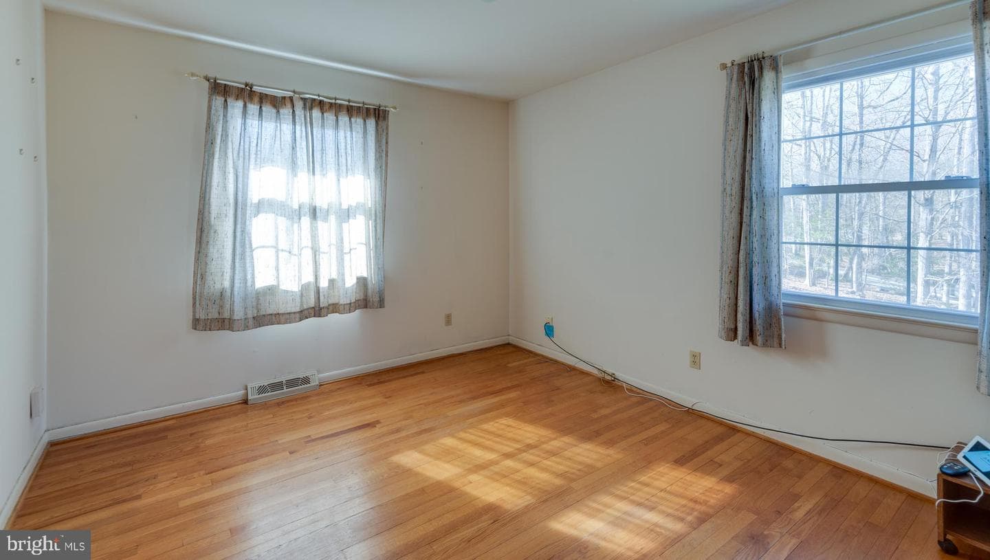 22362 Armstrong Drive photo 31