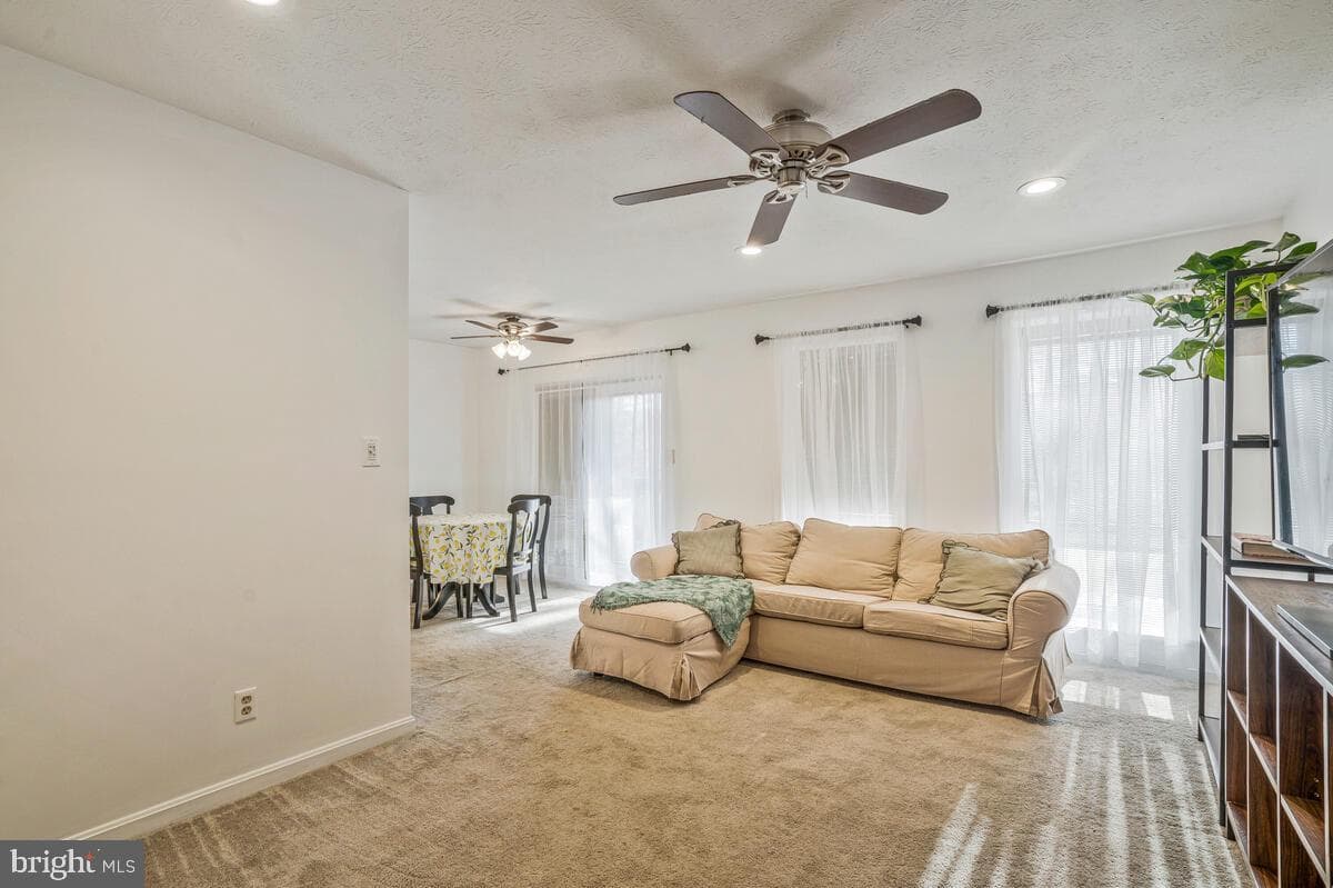 23242 Chestnut Oak Court #10e photo 3