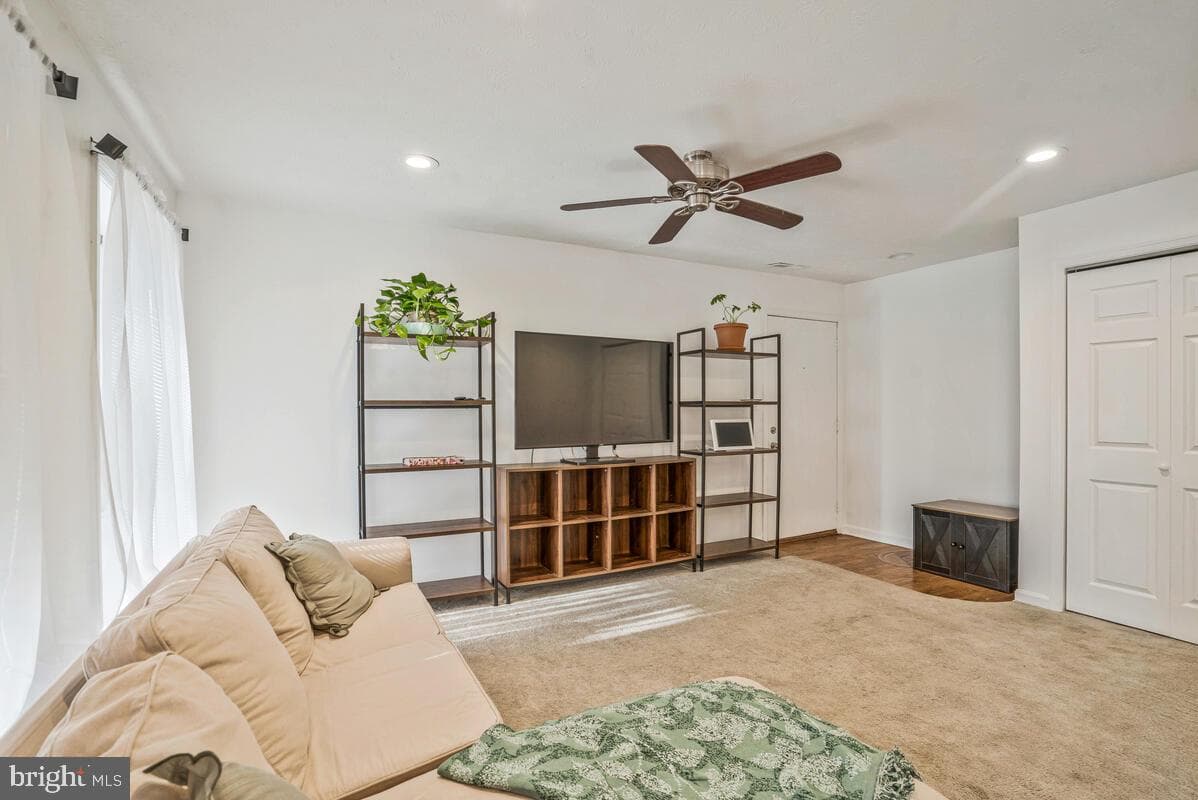 23242 Chestnut Oak Court #10e photo 7