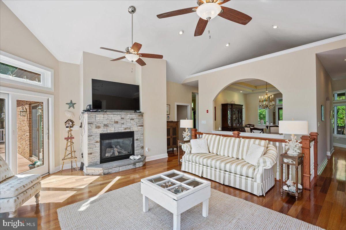 45216 Clarkes Landing Road photo 36
