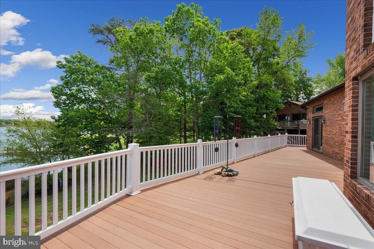 45216 Clarkes Landing Road photo 40