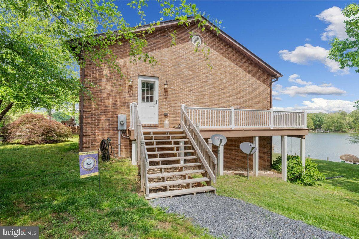 45216 Clarkes Landing Road photo 64