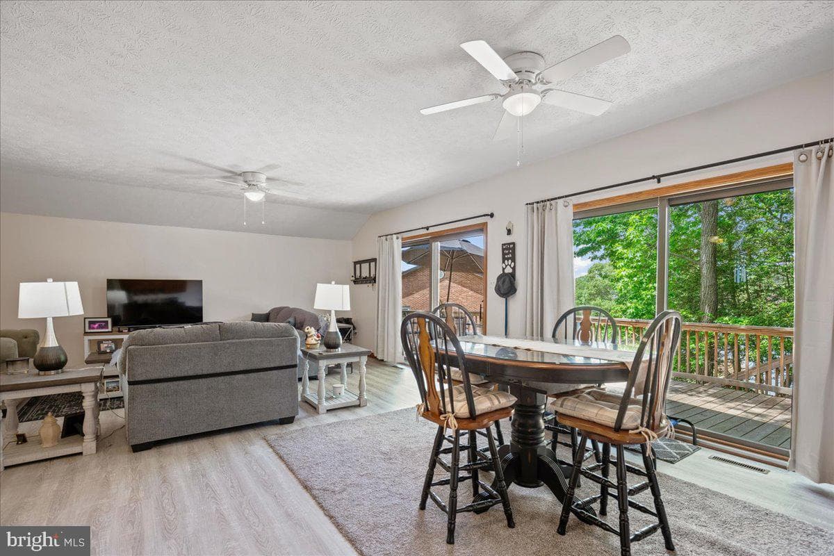 45216 Clarkes Landing Road photo 71
