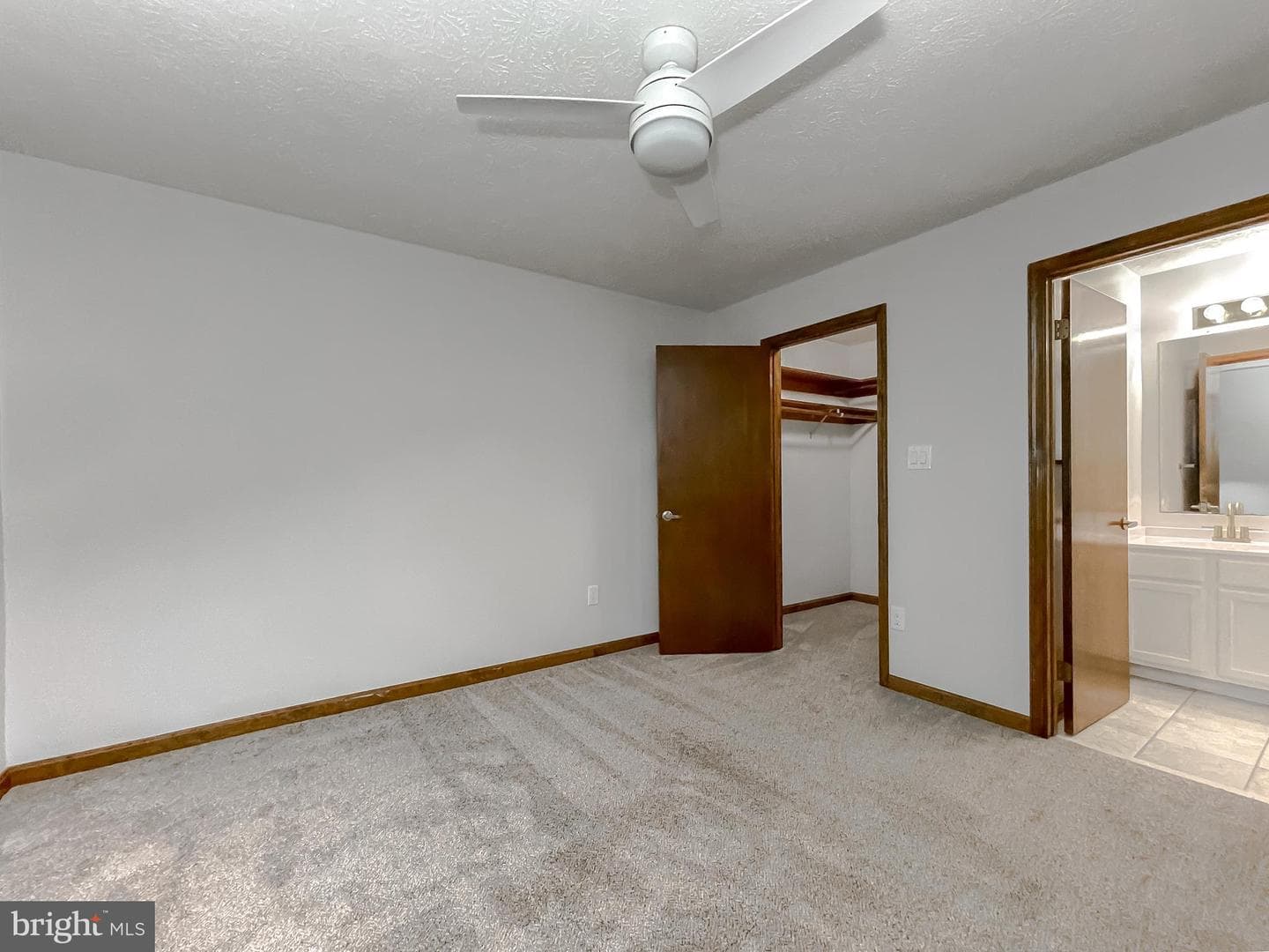 23240 Rosewood Court #5e photo 26