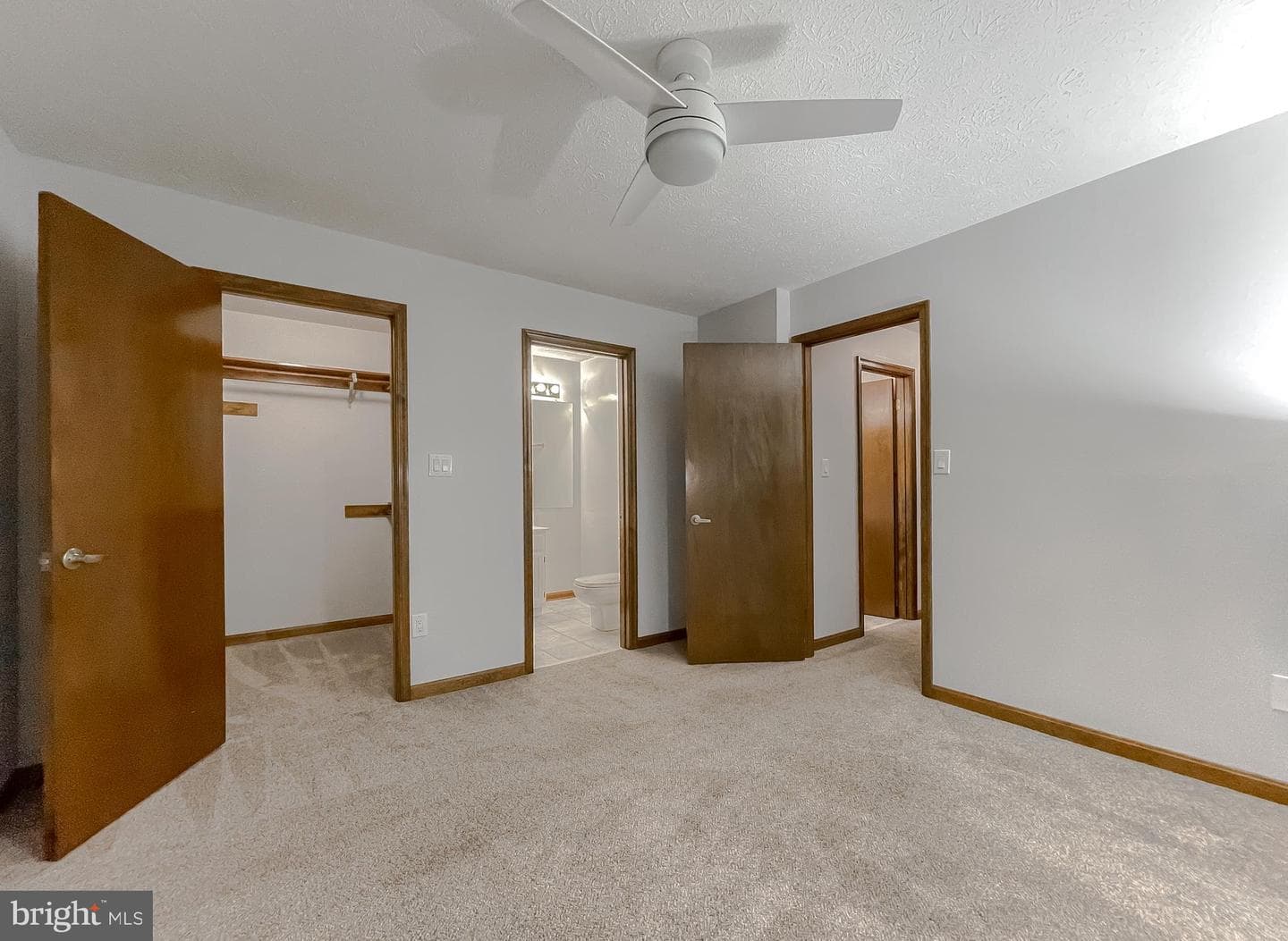 23240 Rosewood Court #5e photo 4