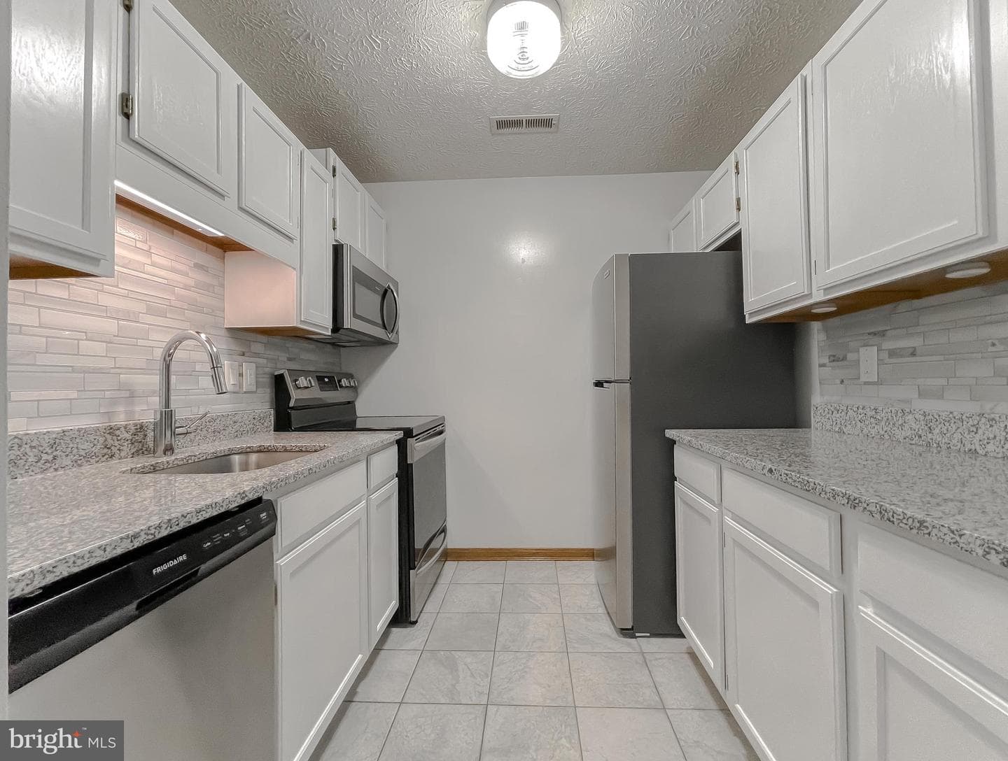 23240 Rosewood Court #5e photo 8