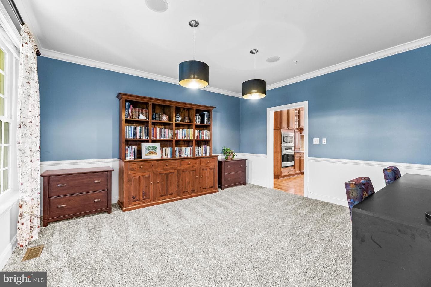 22900 Camden Court photo 10