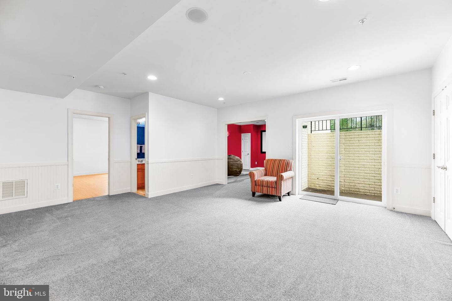 22900 Camden Court photo 42