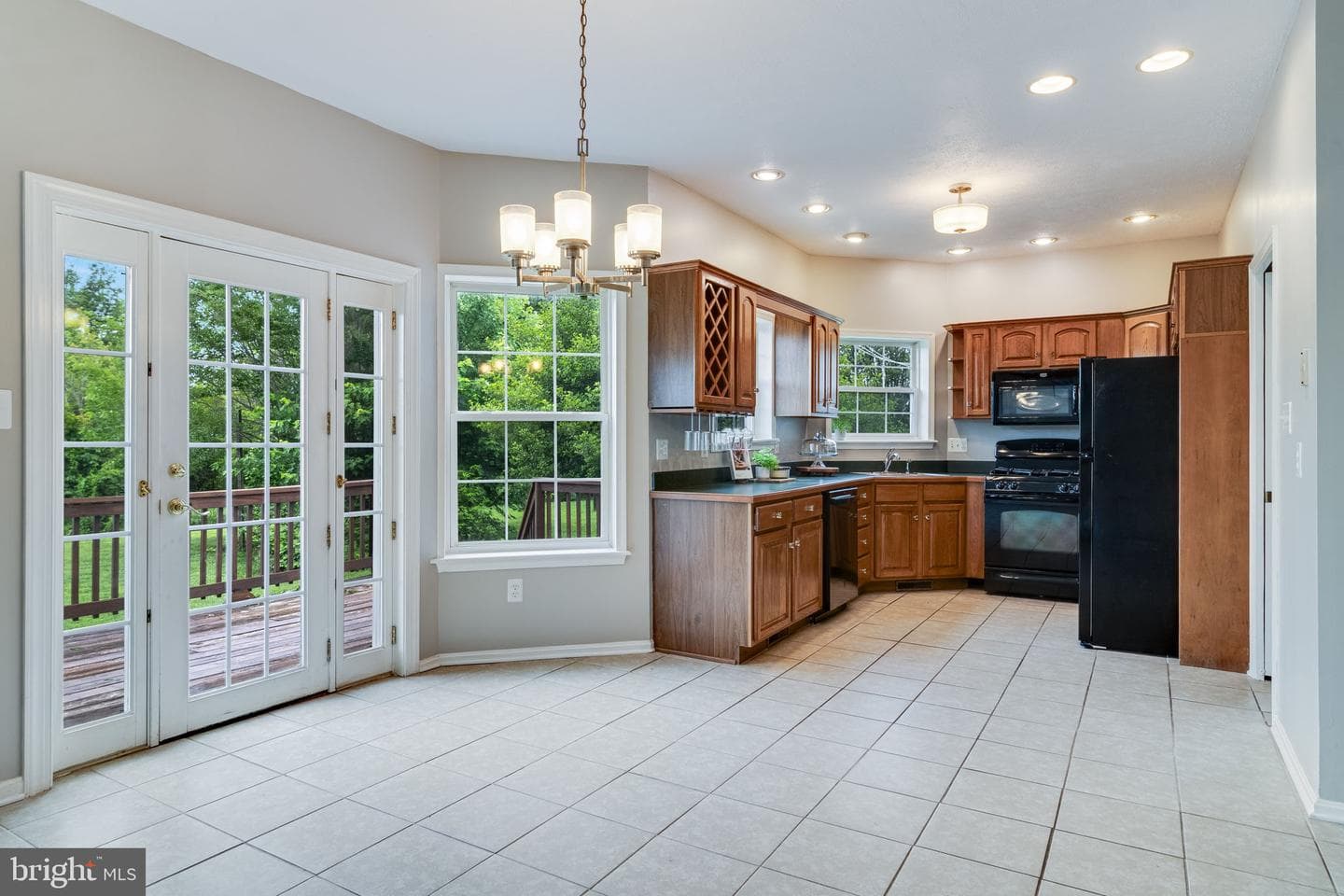 17615 Driftwood Drive photo 8