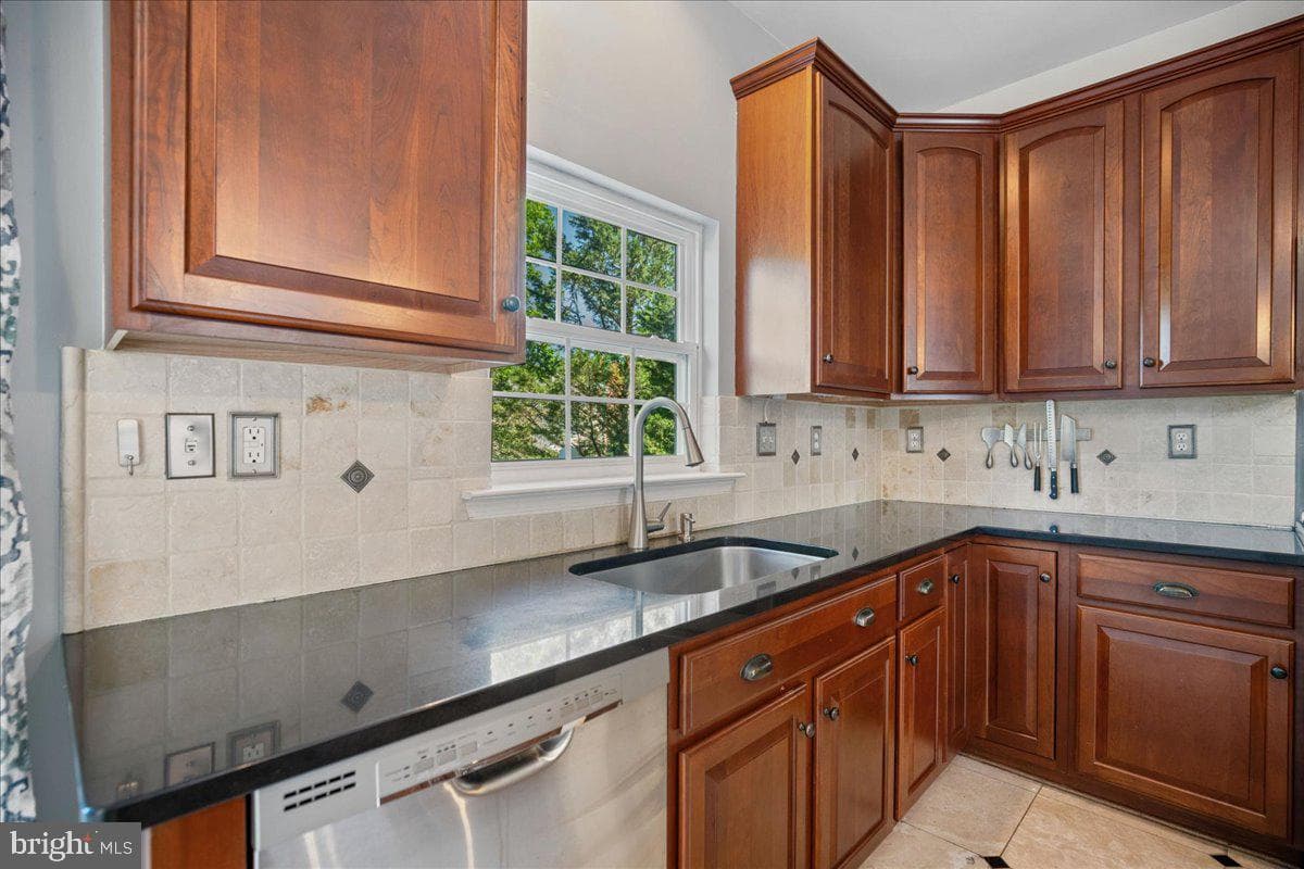 23635 Abraham Drive photo 15
