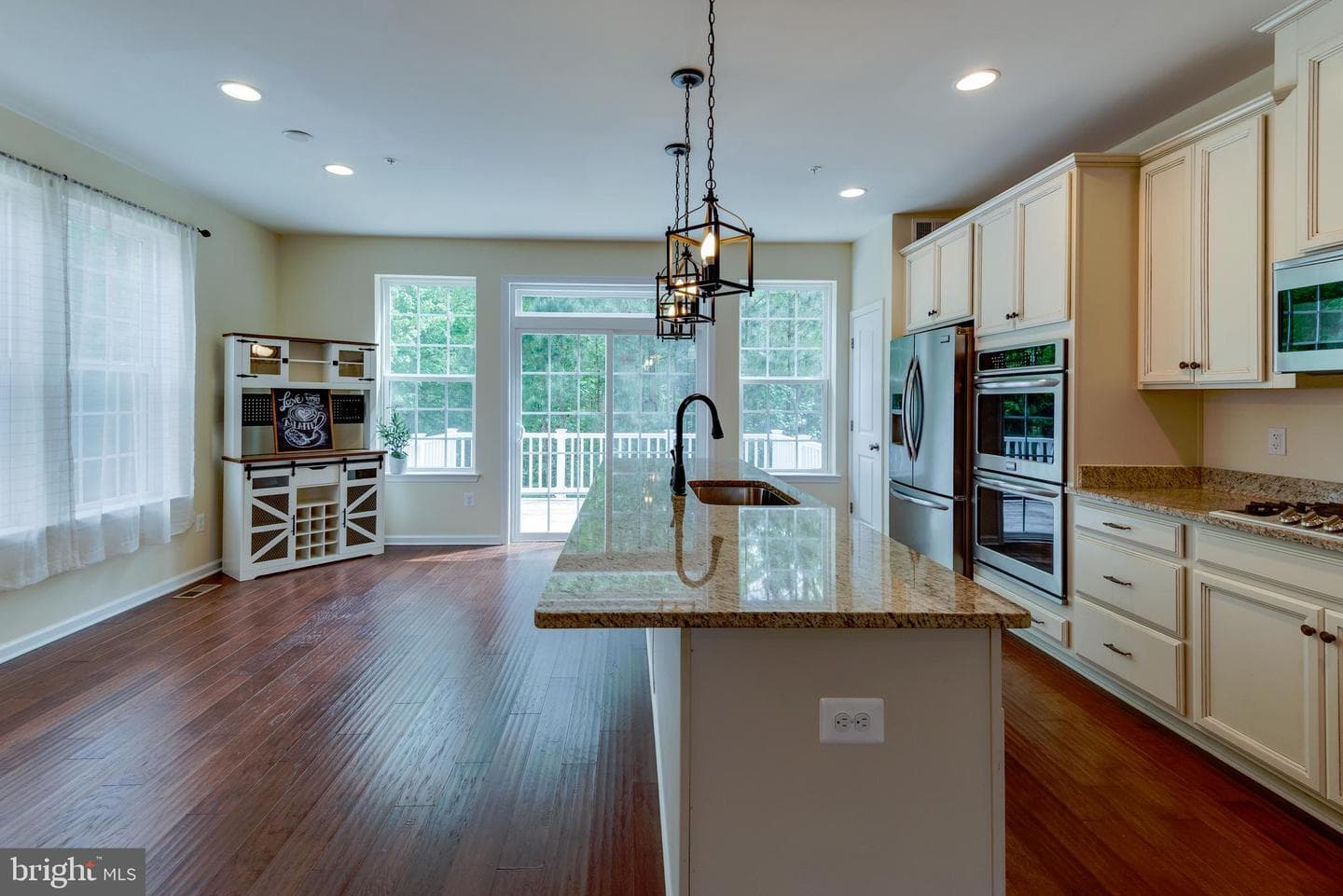 23078 Mountain Laurel Lane photo 10