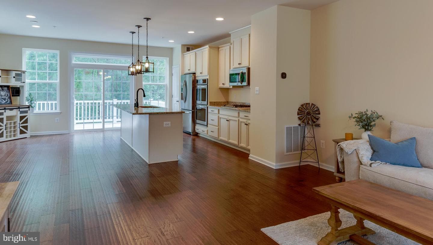23078 Mountain Laurel Lane photo 14