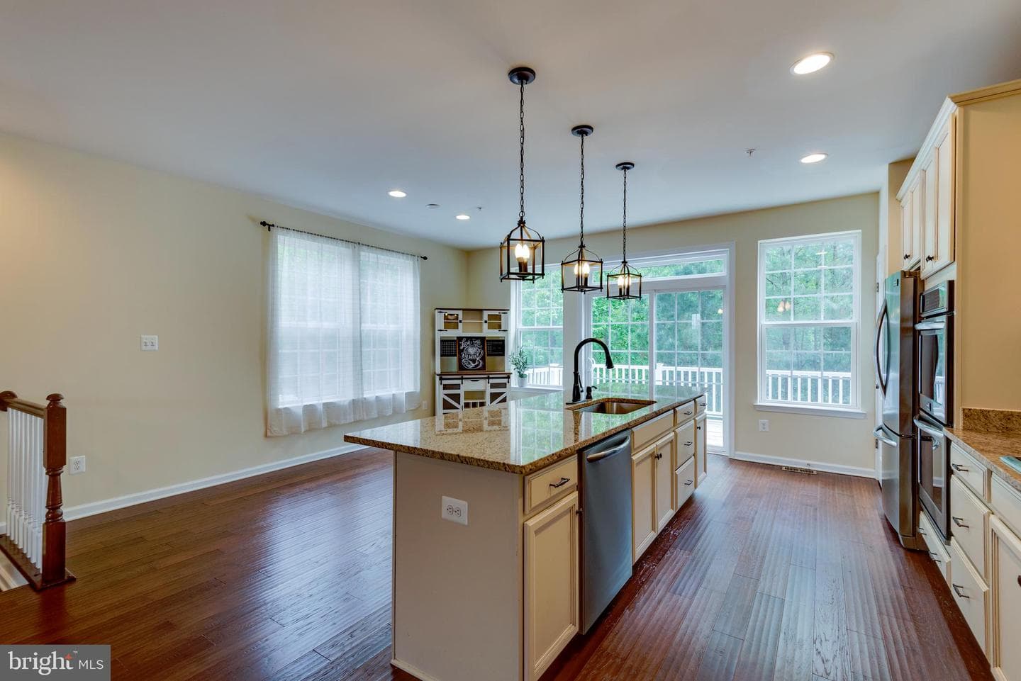 23078 Mountain Laurel Lane photo 9
