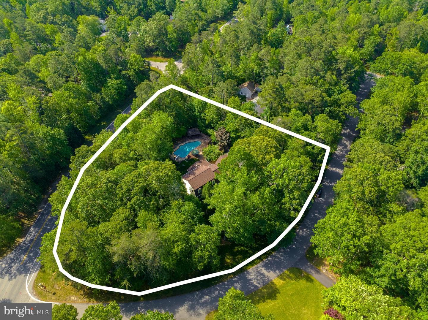23144 Crestwood Lane photo 13