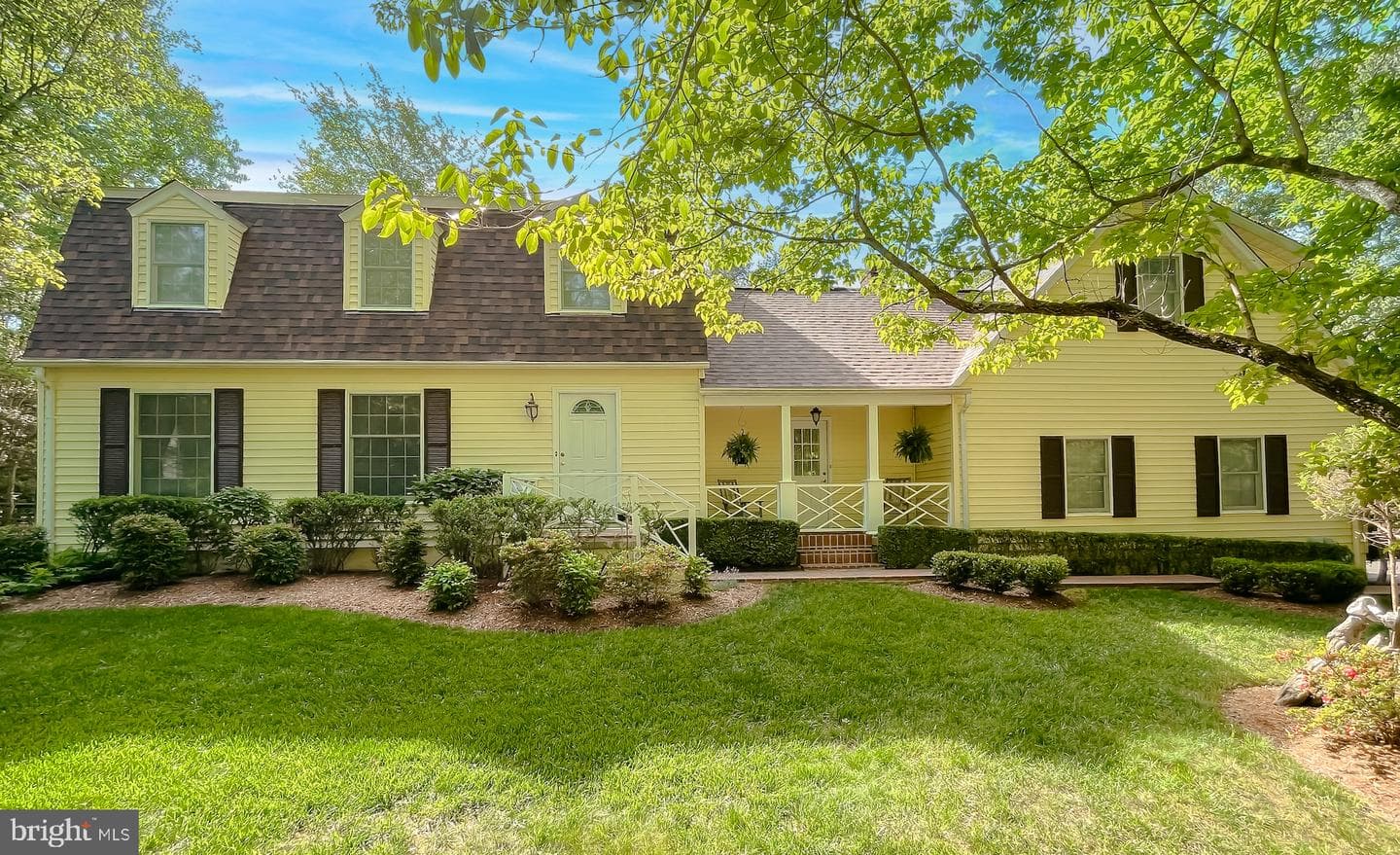 23144 Crestwood Lane photo 2