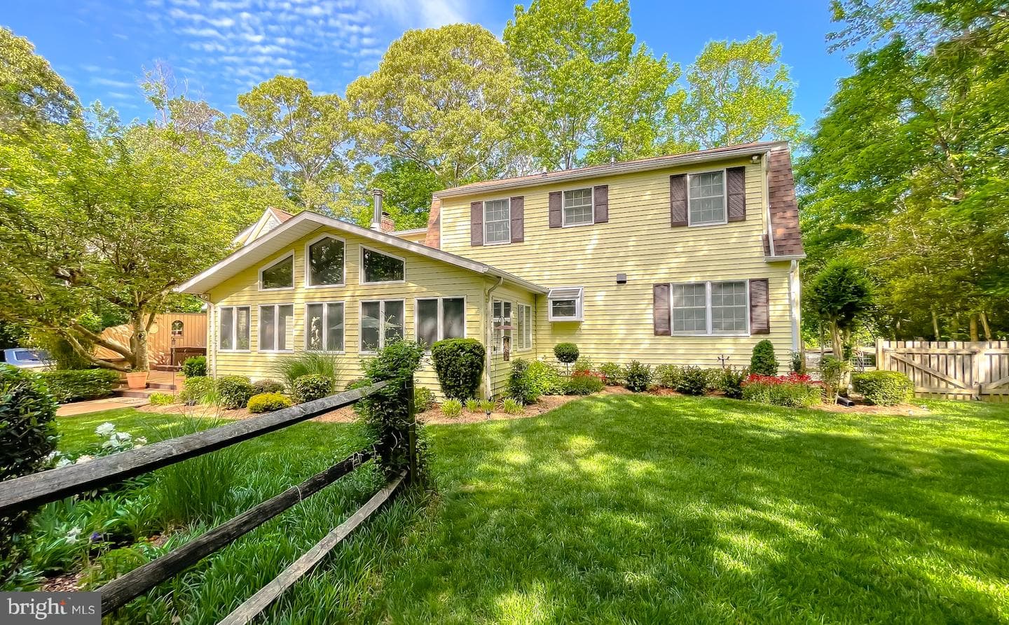 23144 Crestwood Lane photo 4