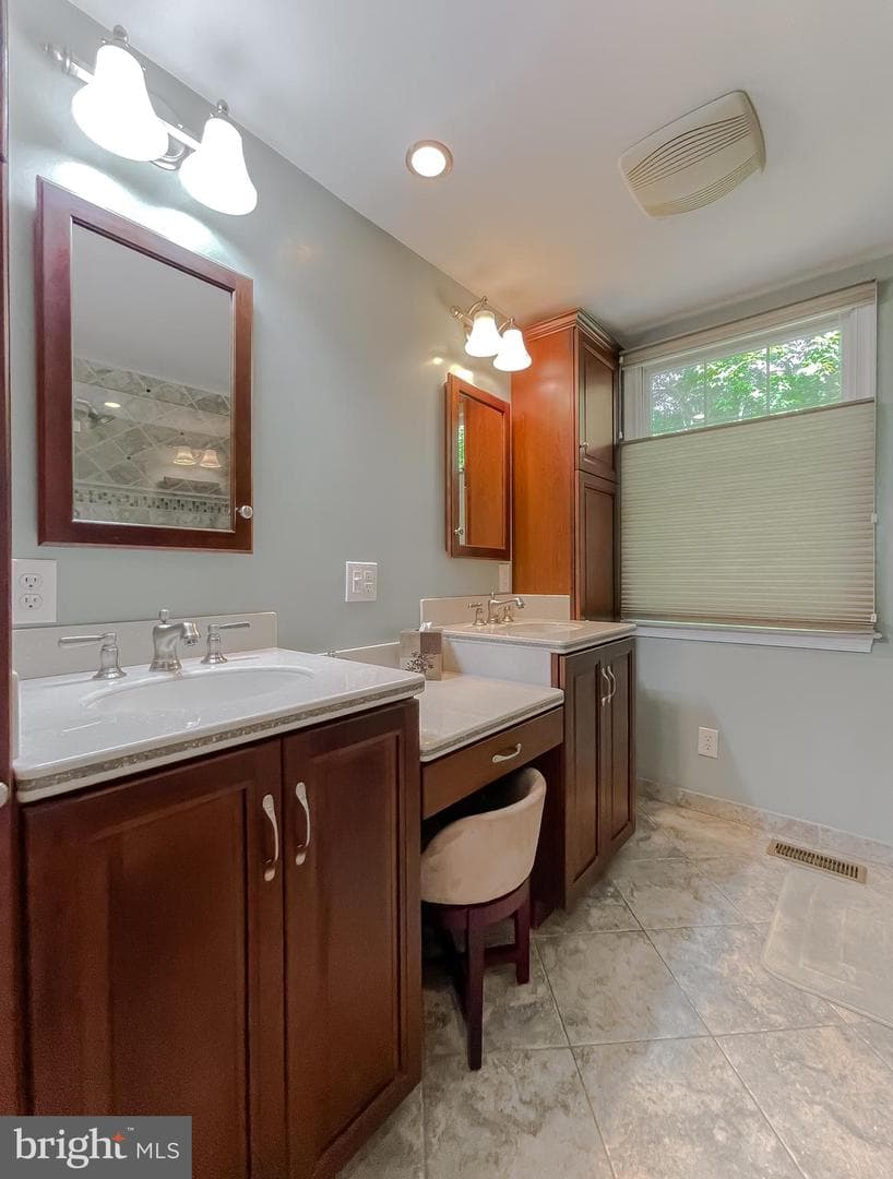 23144 Crestwood Lane photo 54