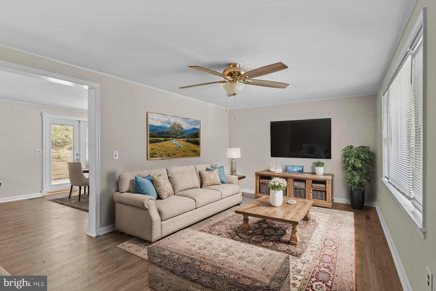 24130 Mcintosh Road photo 4