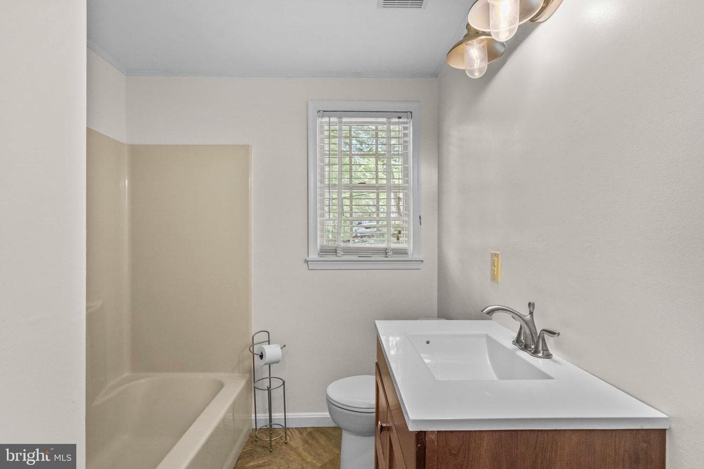 24130 Mcintosh Road photo 8