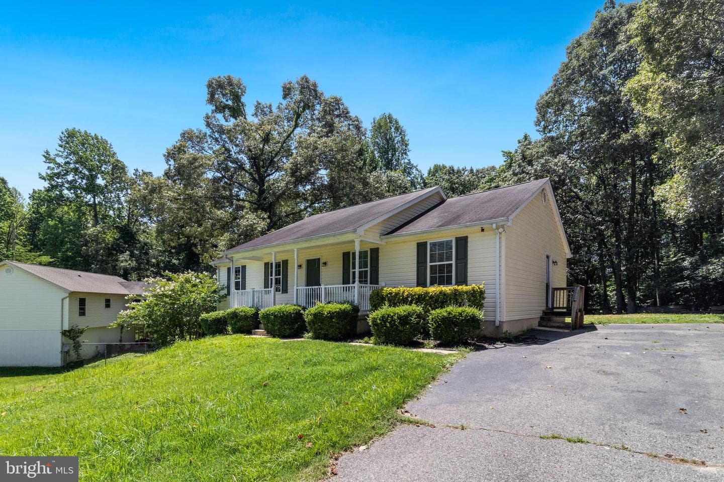38077 E Edinview Court photo 4