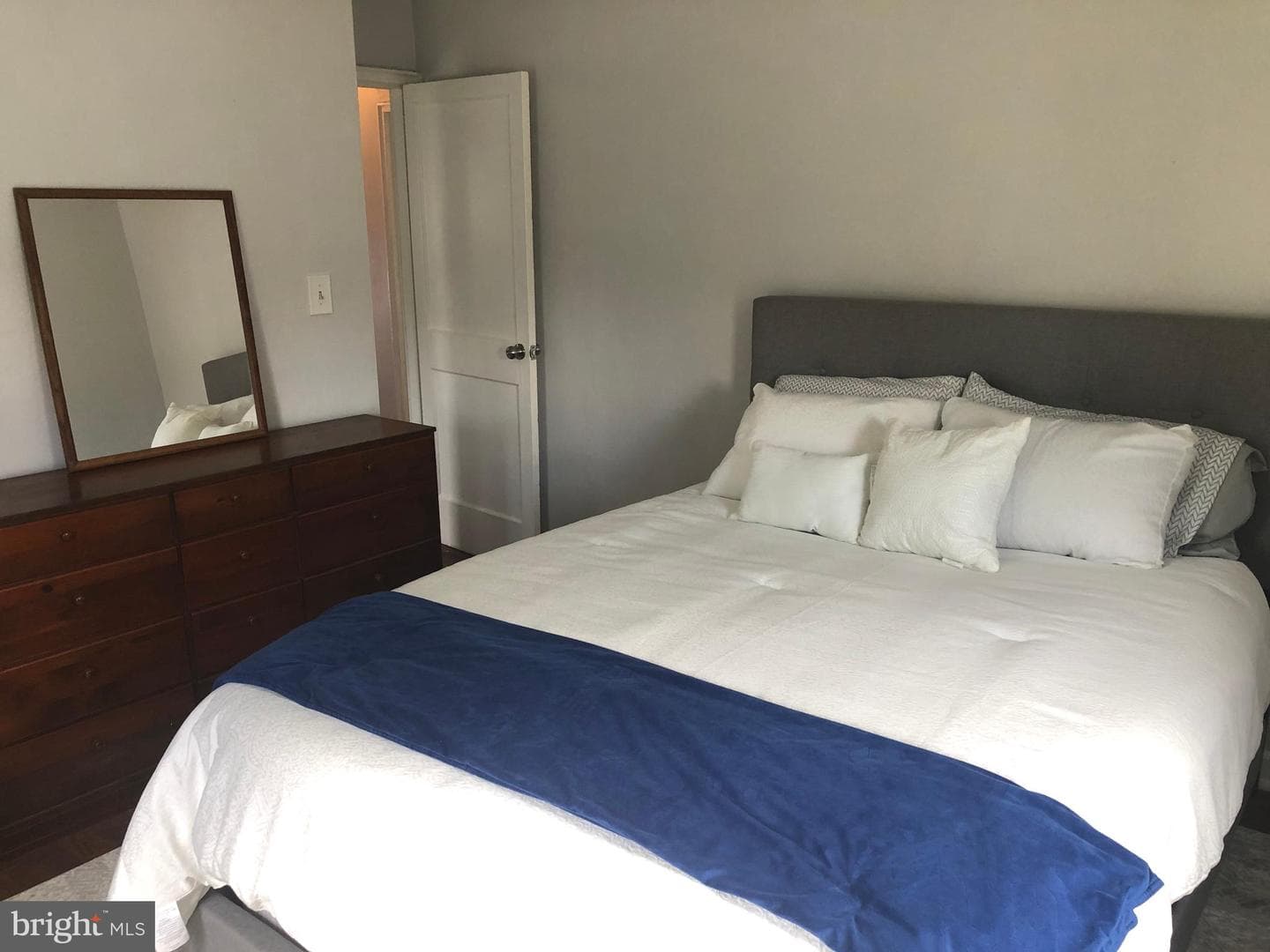 21684 Saratoga Drive photo 31