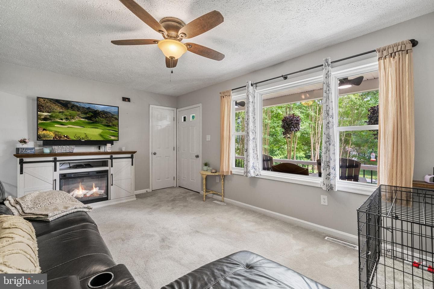 27073 Carrie Court photo 10