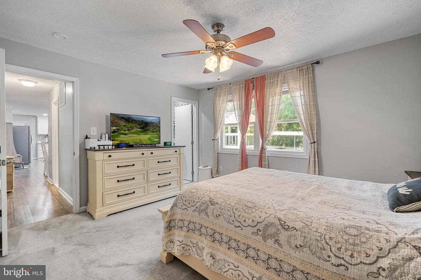 27073 Carrie Court photo 12