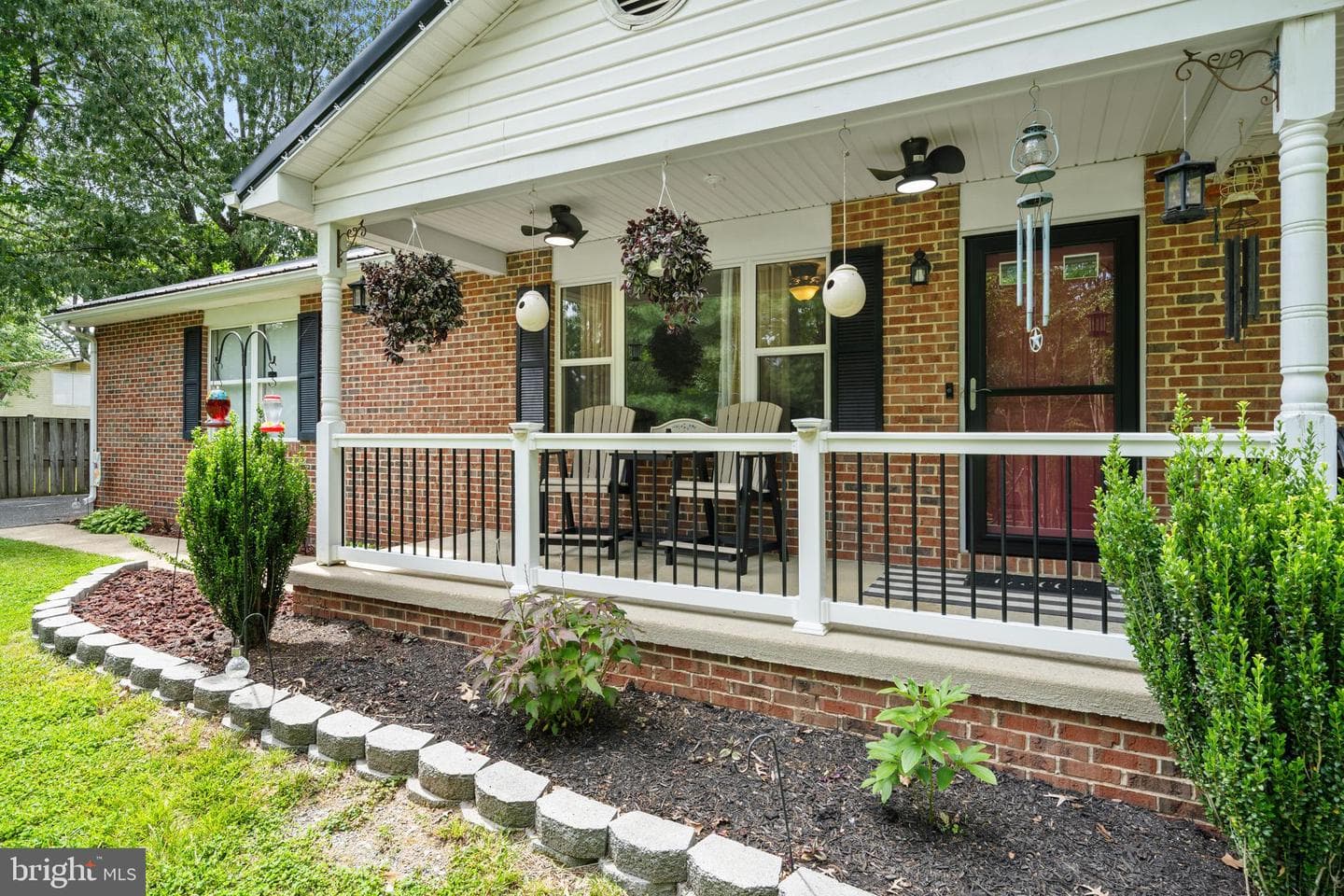 27073 Carrie Court photo 2