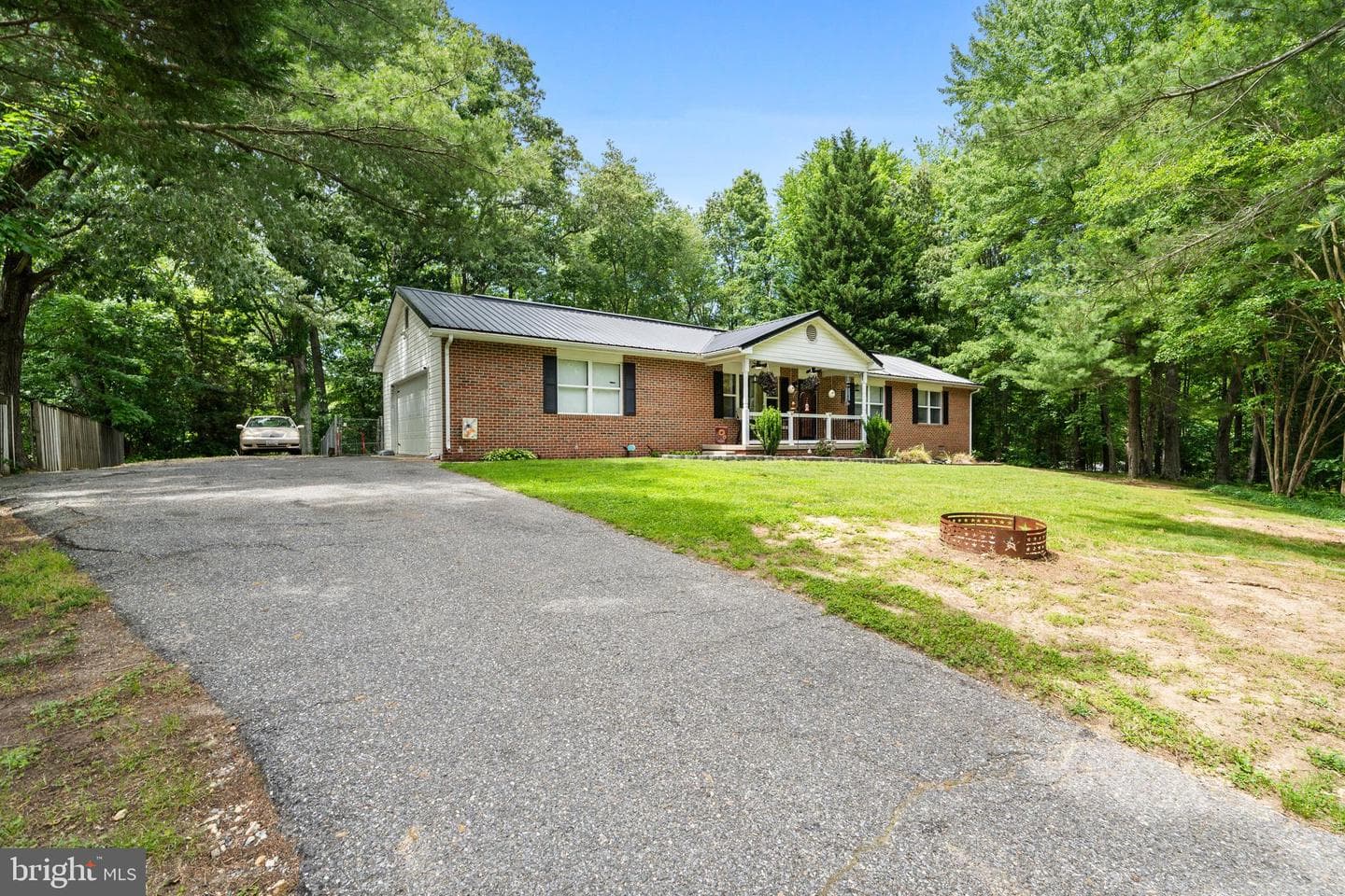 27073 Carrie Court photo 3