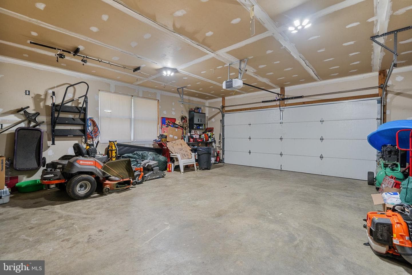 27073 Carrie Court photo 38