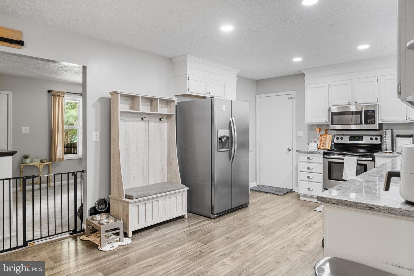 27073 Carrie Court photo 7