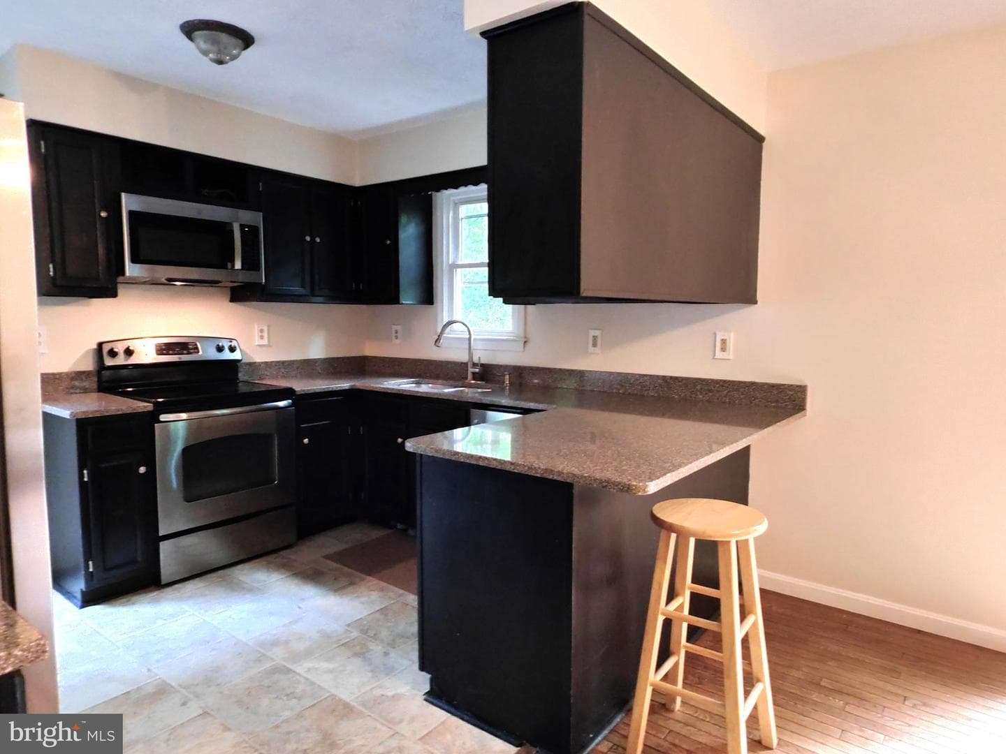 36915 W Lakeland Drive photo 9